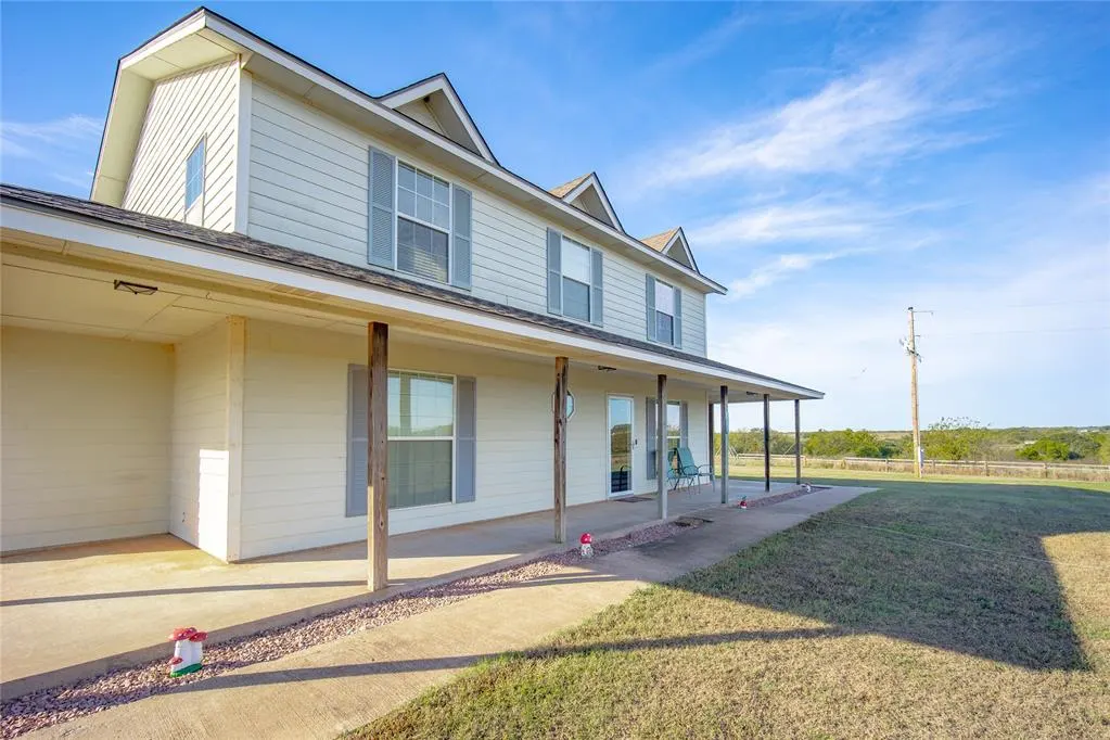 Photo 2 — 19558 High Point Road, Purcell, OK 73080