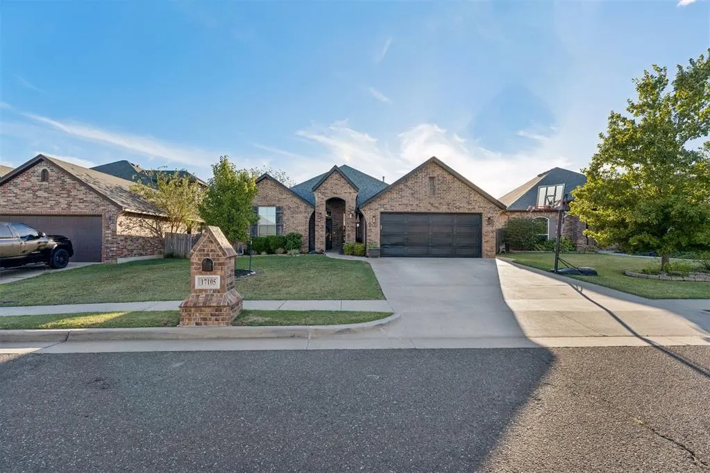 Photo 33 — 17105 Barcelona Drive, Oklahoma City, OK 73170