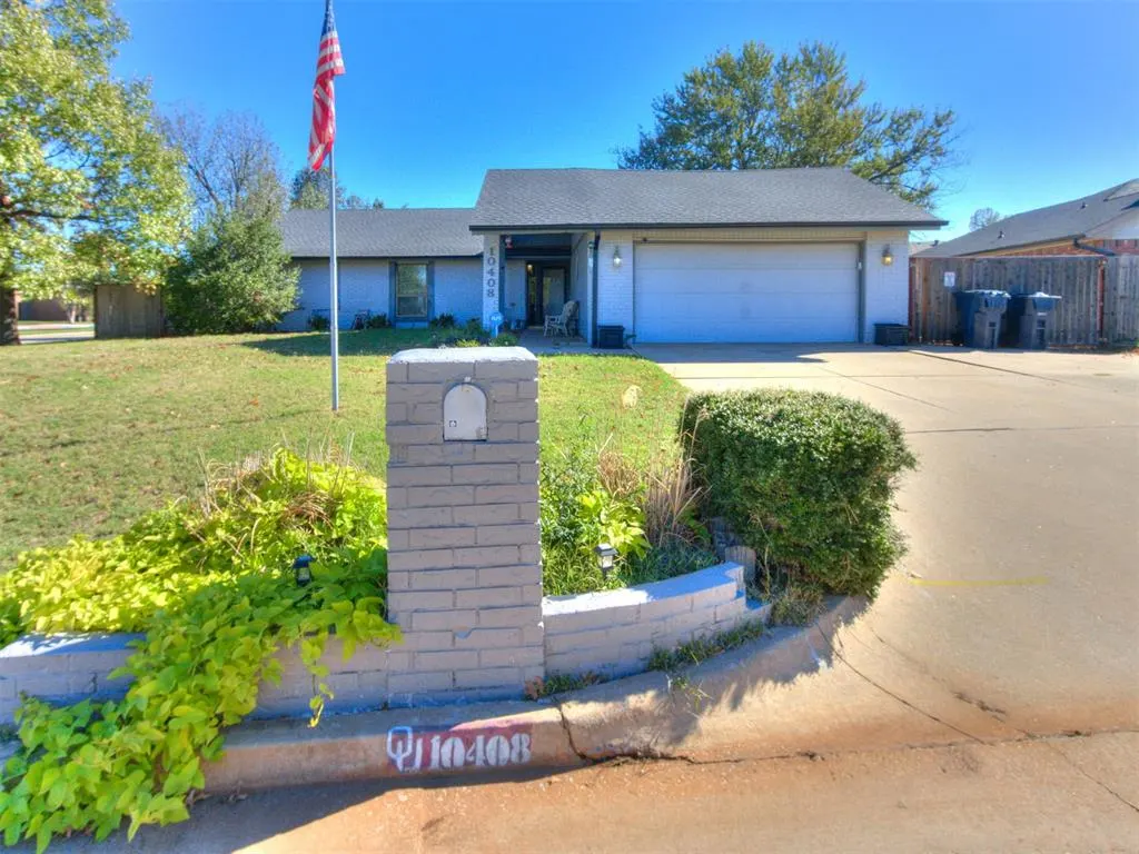 Front exterior — 10408 Ryecroft Road, Oklahoma City, OK 73162