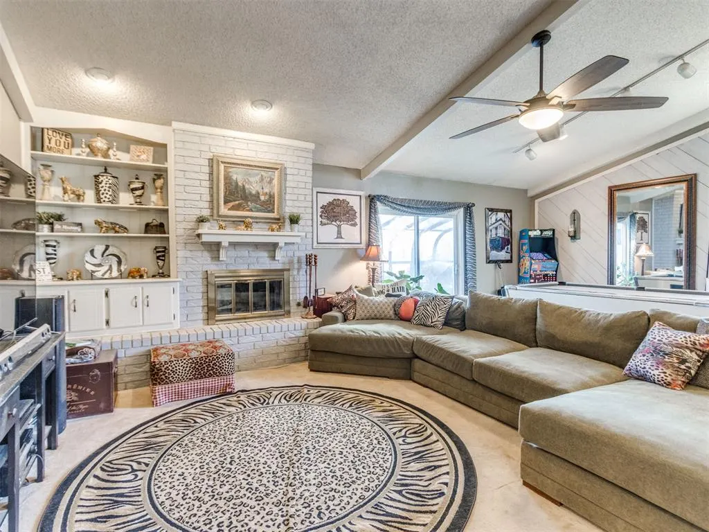 Photo 6 — 10408 Ryecroft Road, Oklahoma City, OK 73162
