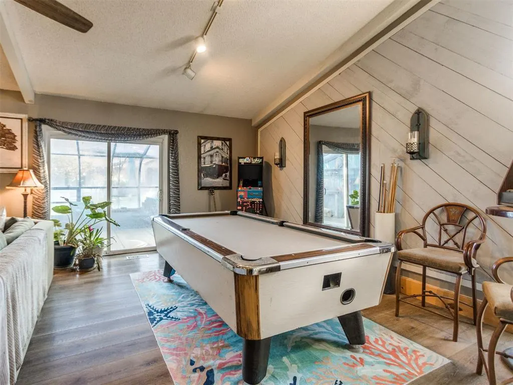 Photo 10 — 10408 Ryecroft Road, Oklahoma City, OK 73162