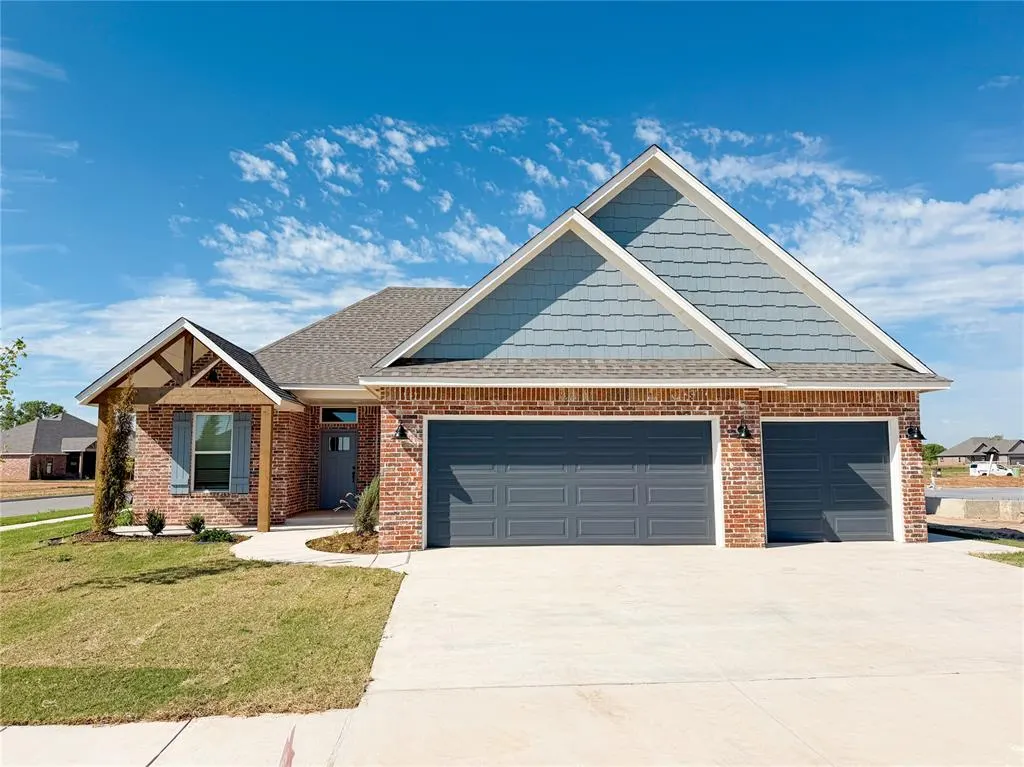 Front exterior — 1801 Zainab Lane, Yukon, OK 73099