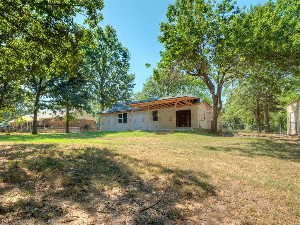 Photo 15 — 225 Holiday Hills Road 1, Eufaula, OK 74432