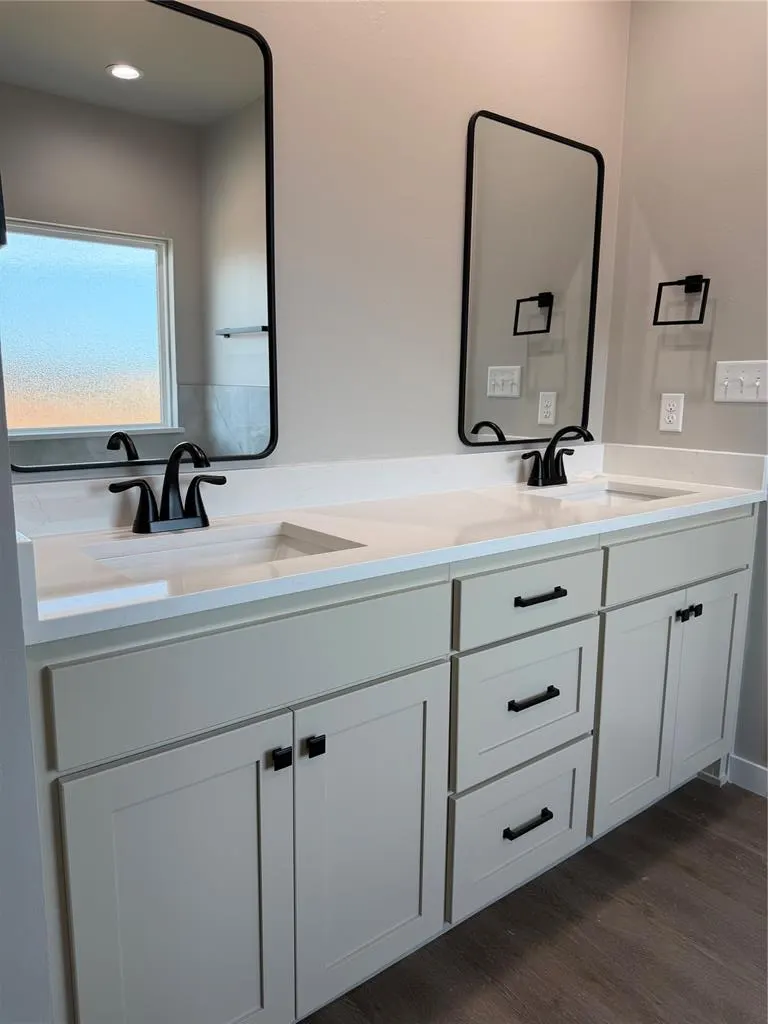 Photo 10 — 211 Outlander Way, Shawnee, OK 74804