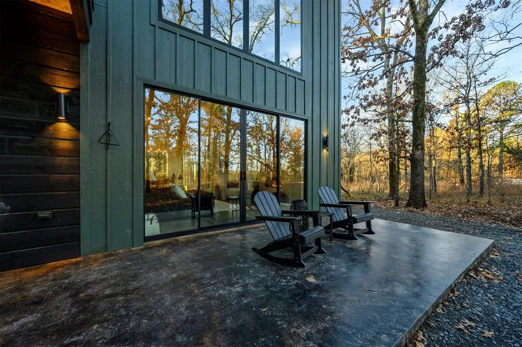Photo 4 — 136 Woodland Lakes Trail, Broken Bow, OK 74728