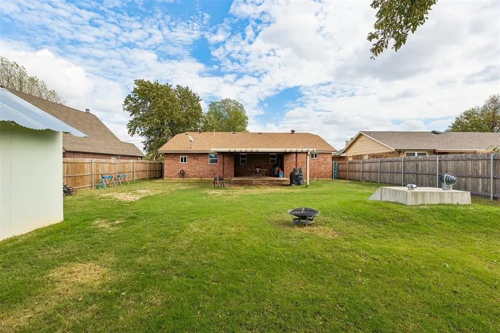 Photo 38 — 905 Crestmoor Drive, Moore, OK 73160