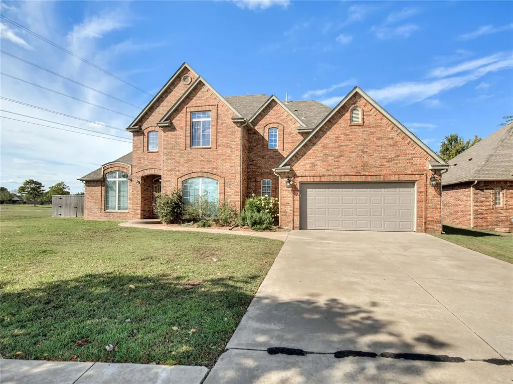 Front exterior — 4208 Brownwood Lane, Norman, OK 73072