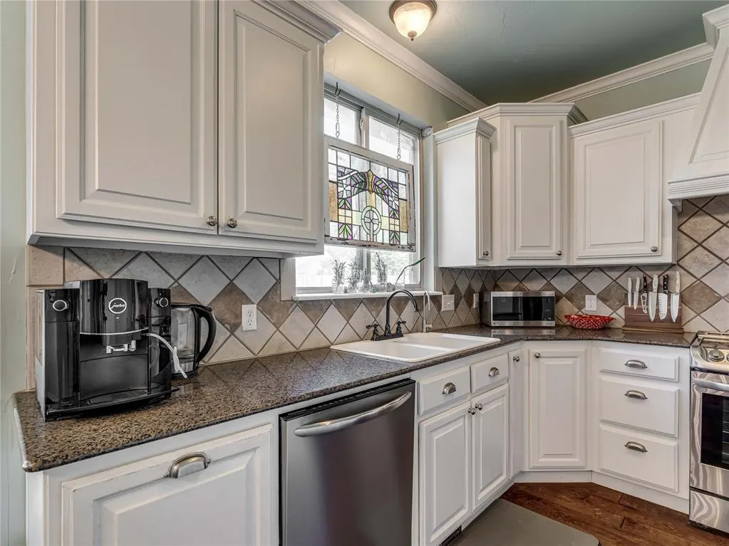 Photo 12 — 4208 Brownwood Lane, Norman, OK 73072