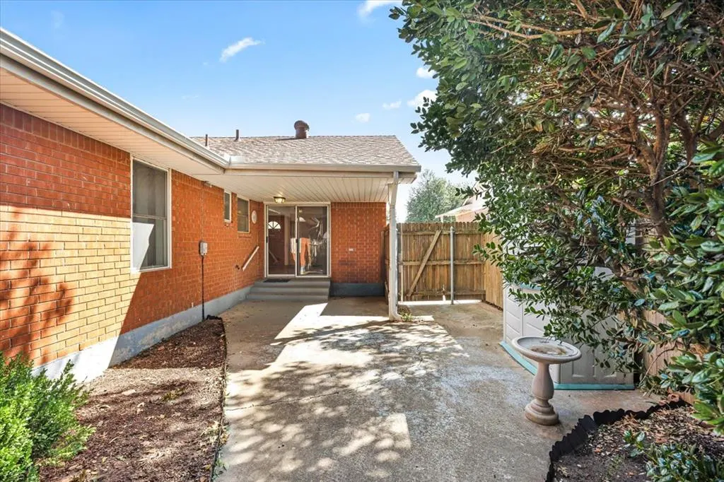 Photo 11 — 400 Cherokee Lane, El Reno, OK 73036