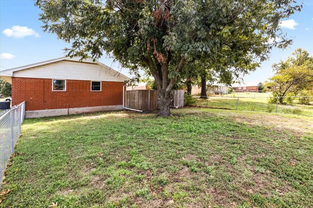 Photo 25 — 400 Cherokee Lane, El Reno, OK 73036
