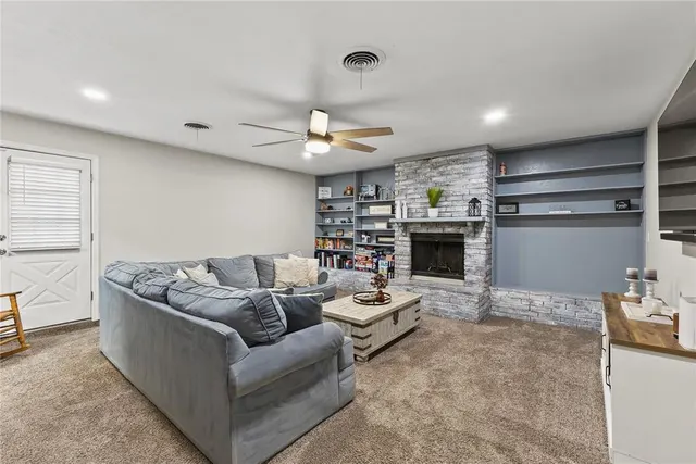 Photo 8 — 924 W Proctor Avenue, Weatherford, OK 73096