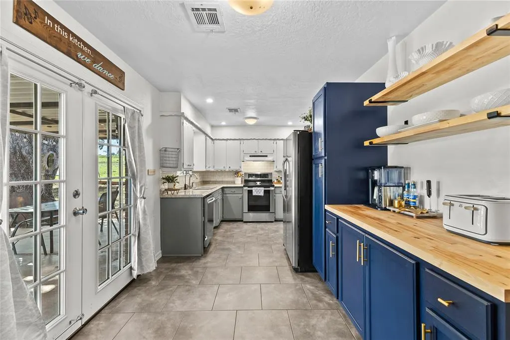 Photo 11 — 924 W Proctor Avenue, Weatherford, OK 73096