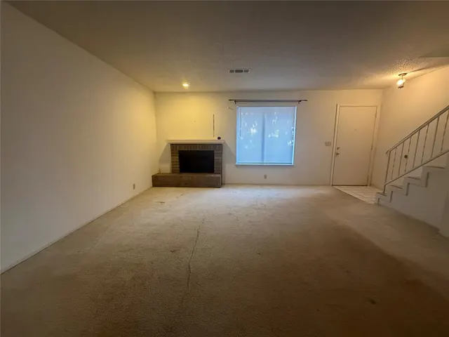 Photo 5 — 9759 Hefner Village Boulevard, Oklahoma City, OK 73162