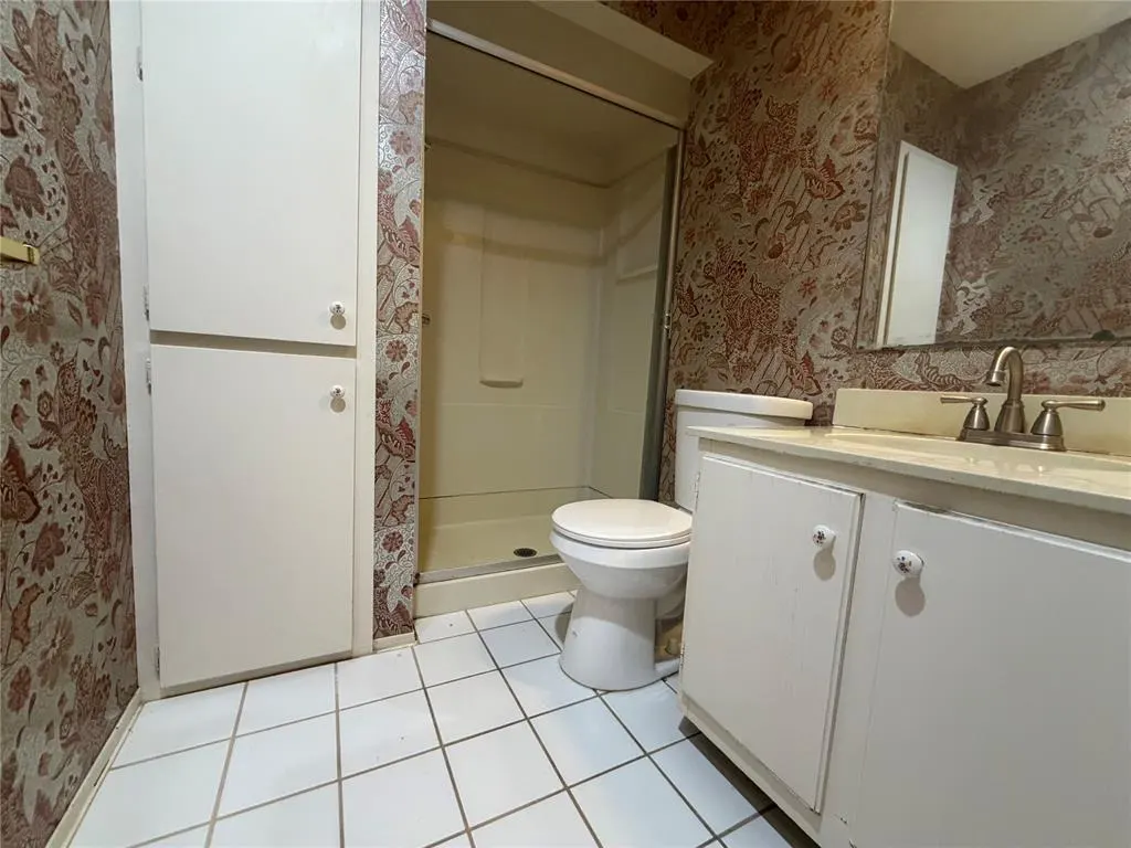 Photo 18 — 9759 Hefner Village Boulevard, Oklahoma City, OK 73162