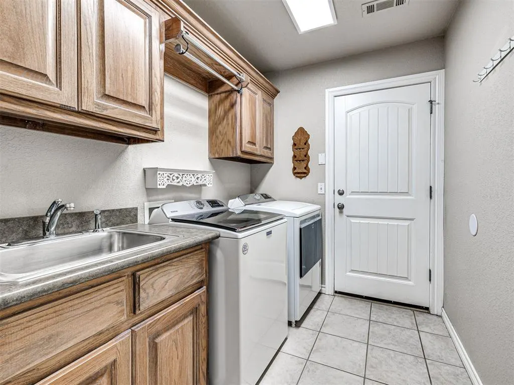 Photo 34 — 1612 Lady Lane, Shawnee, OK 74804