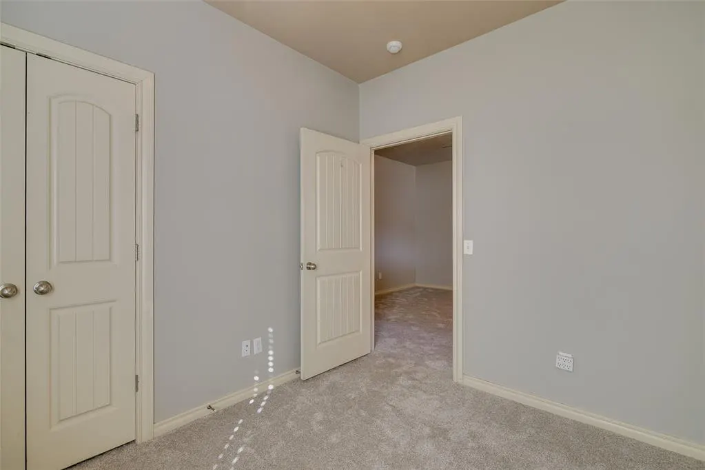 Photo 24 — 927 SW 92nd Street, Oklahoma City, OK 73139