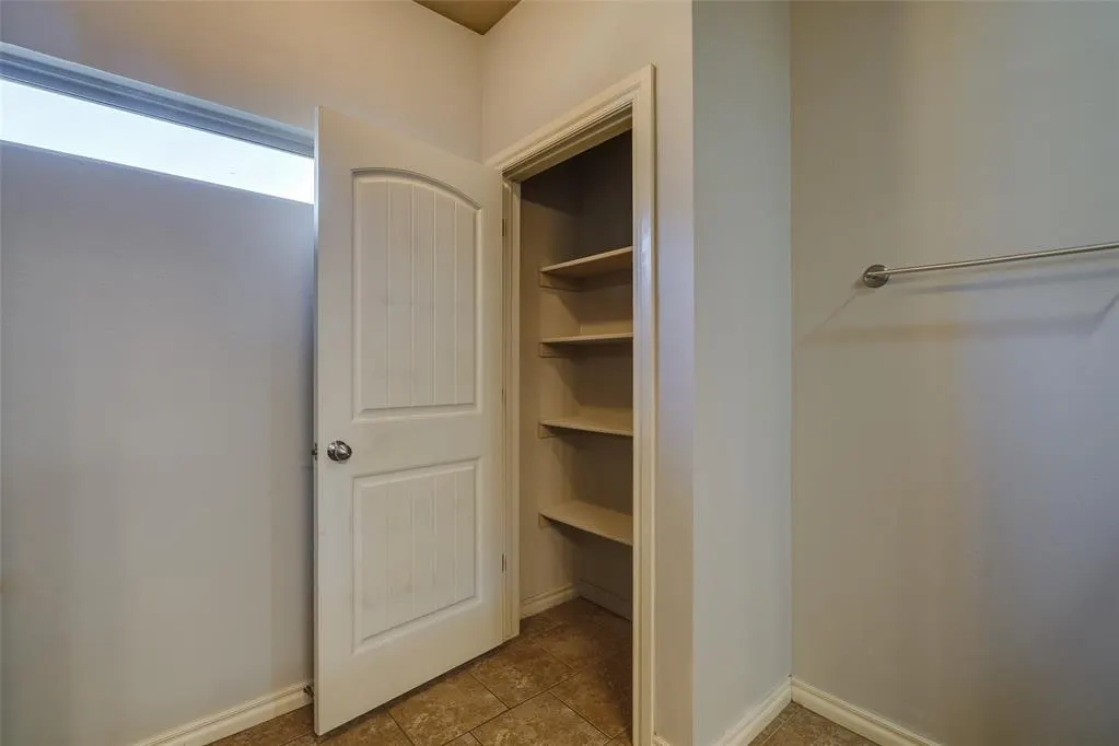 Photo 34 — 927 SW 92nd Street, Oklahoma City, OK 73139
