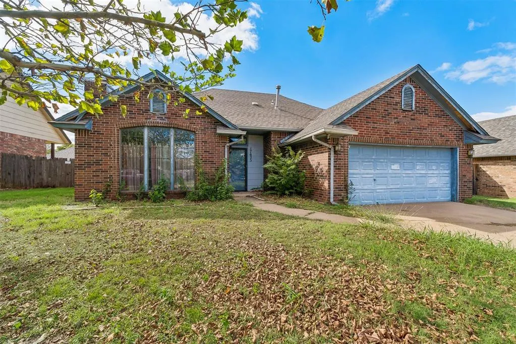 Photo 2 — 17625 Brass Drive, Edmond, OK 73012