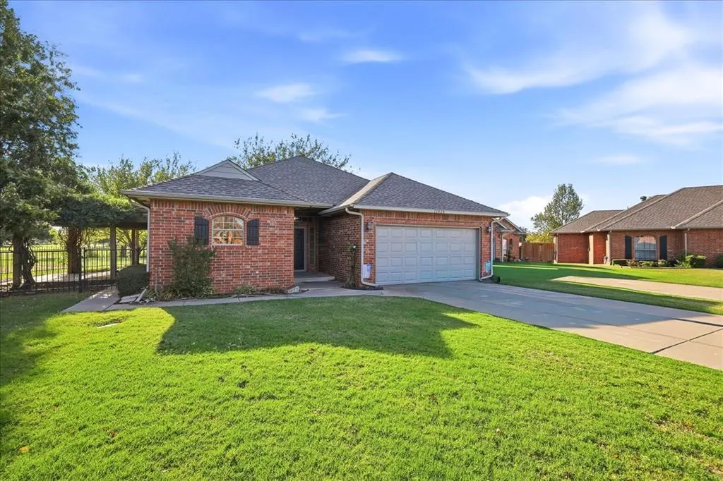 Front exterior — 11528 NW 117th Court, Yukon, OK 73099