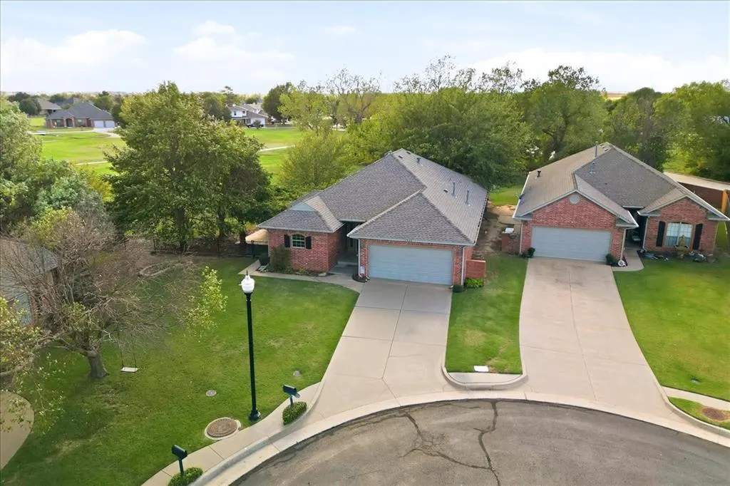 Photo 14 — 11528 NW 117th Court, Yukon, OK 73099