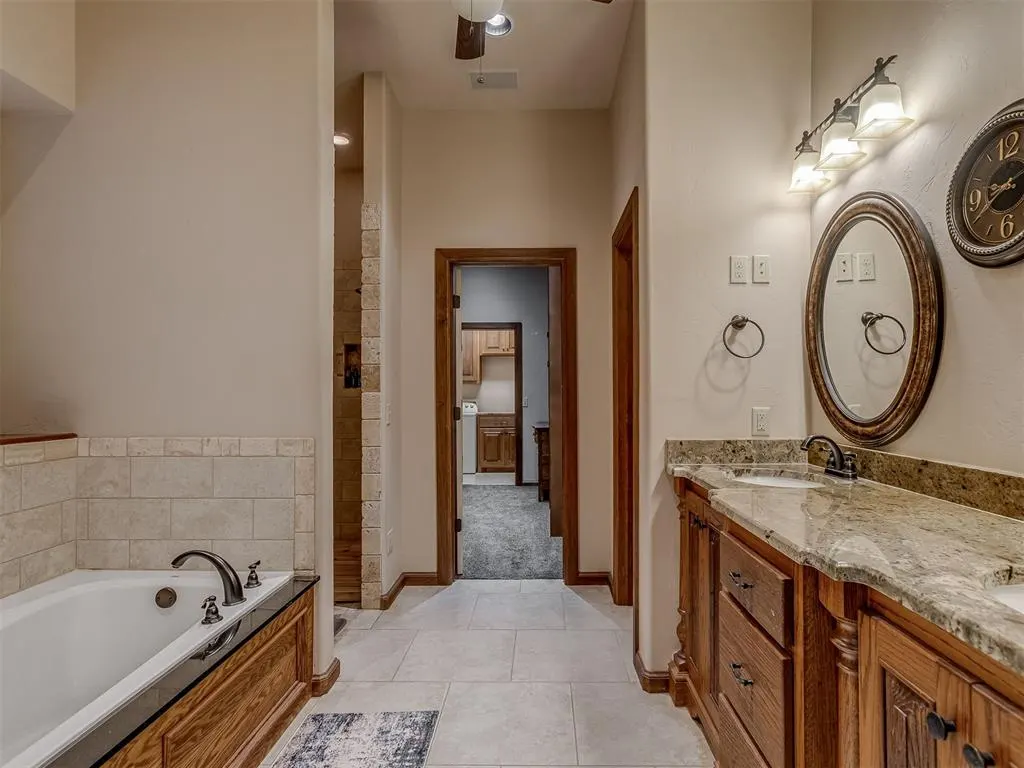 Photo 18 — 4021 Slater Drive, Moore, OK 73071