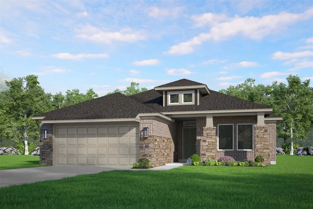 Front exterior — 8640 Spruce Street, Edmond, OK 73003
