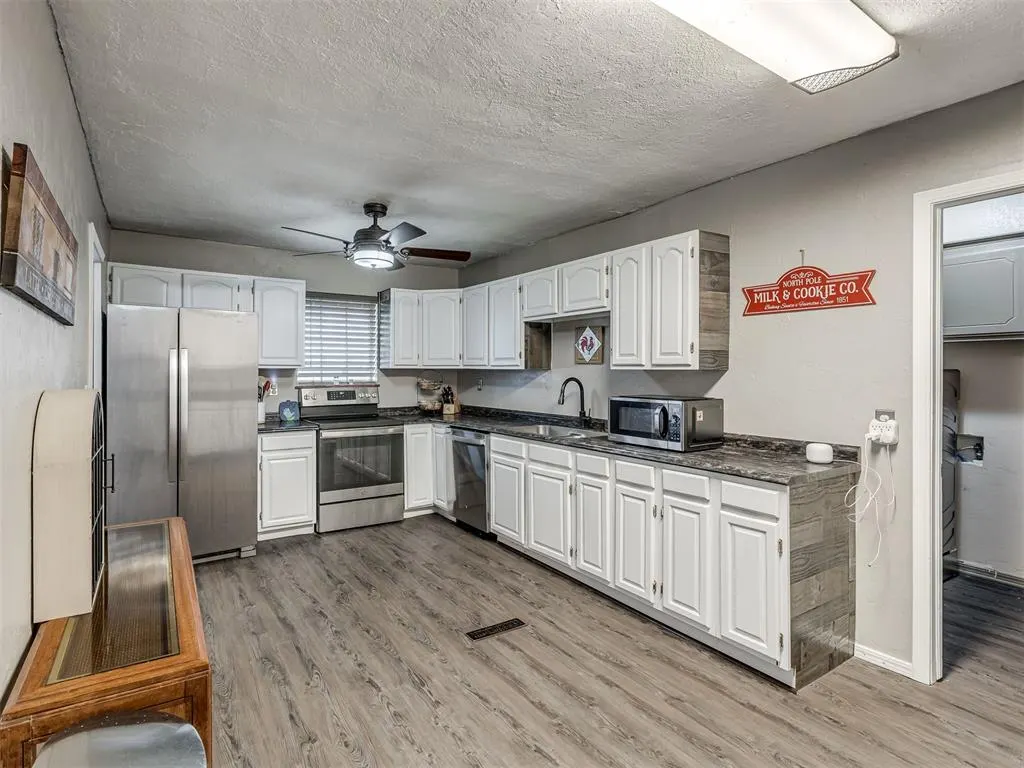 Photo 11 — 1725 E Washington Avenue, Piedmont, OK 73078