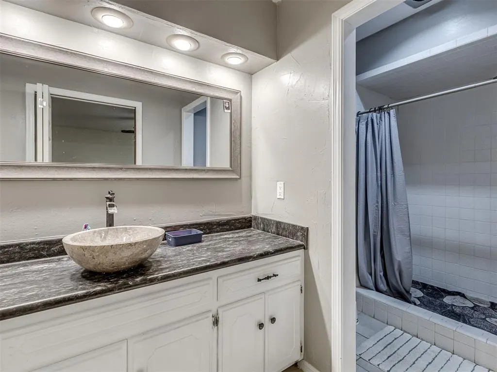 Photo 19 — 1725 E Washington Avenue, Piedmont, OK 73078