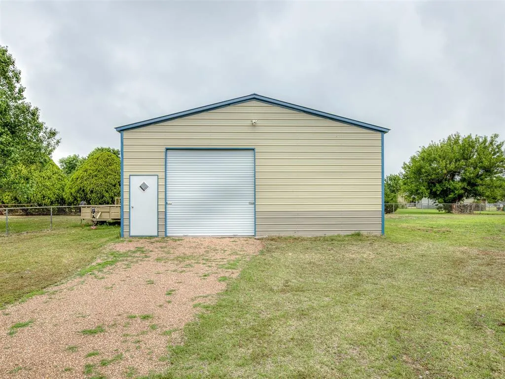 Photo 36 — 1725 E Washington Avenue, Piedmont, OK 73078