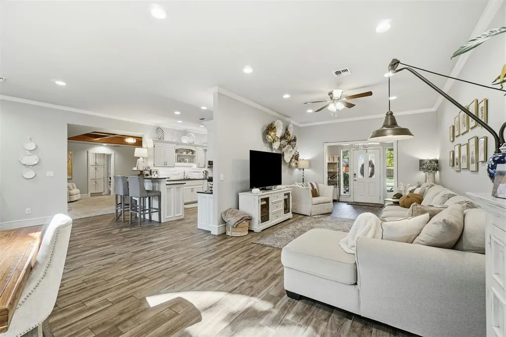 Photo 5 — 316 Val Verde Street, Altus, OK 73521