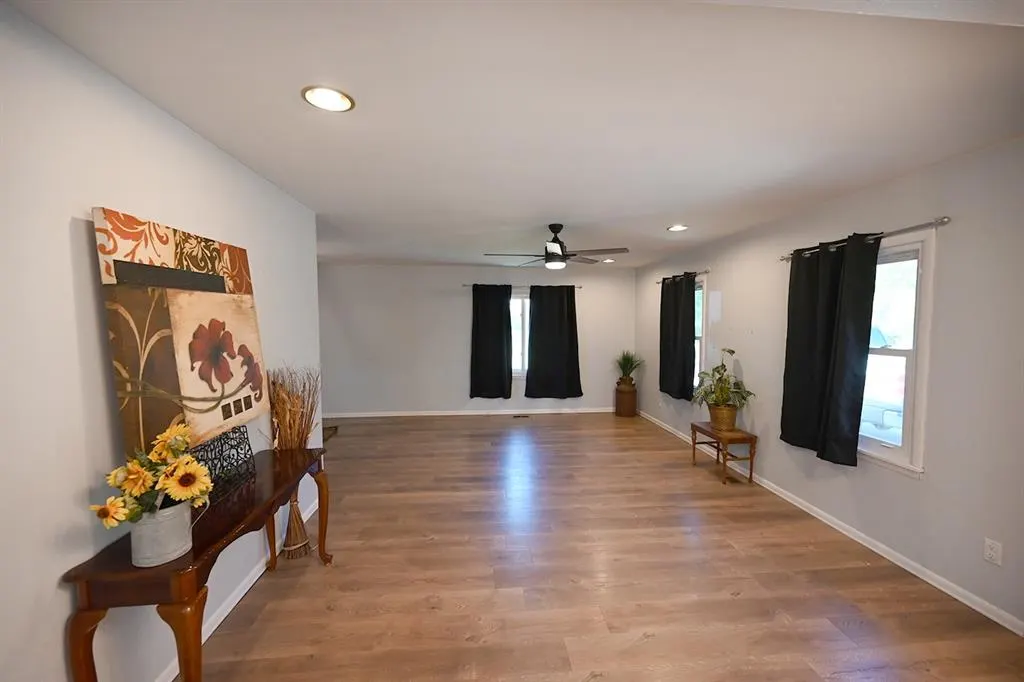 Photo 3 — 3823 N Airport Lane, Stillwater, OK 74075