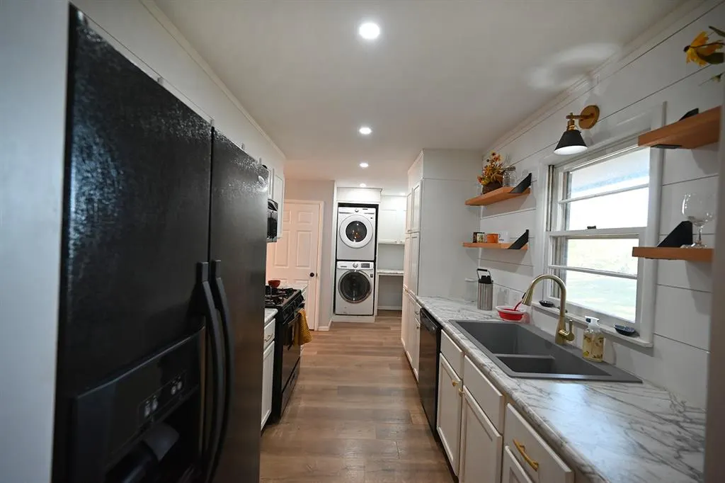 Photo 4 — 3823 N Airport Lane, Stillwater, OK 74075