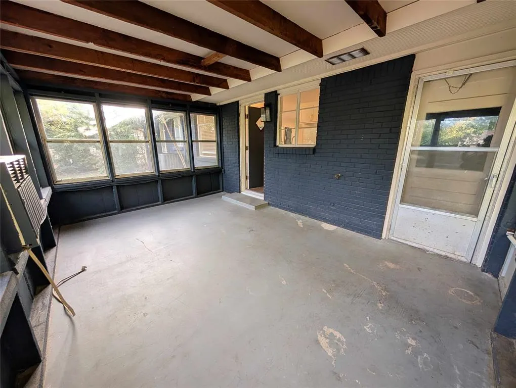 Photo 12 — 1619 Carlisle Court, Oklahoma City, OK 73120