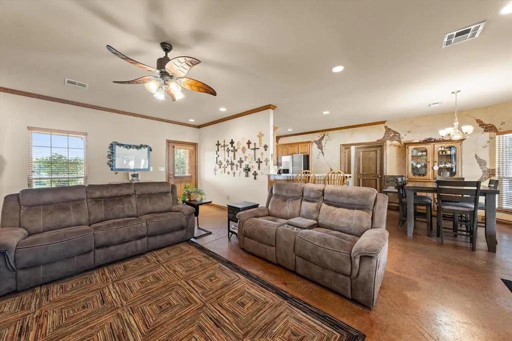 Photo 11 — 350 Huntington, Guthrie, OK 73044