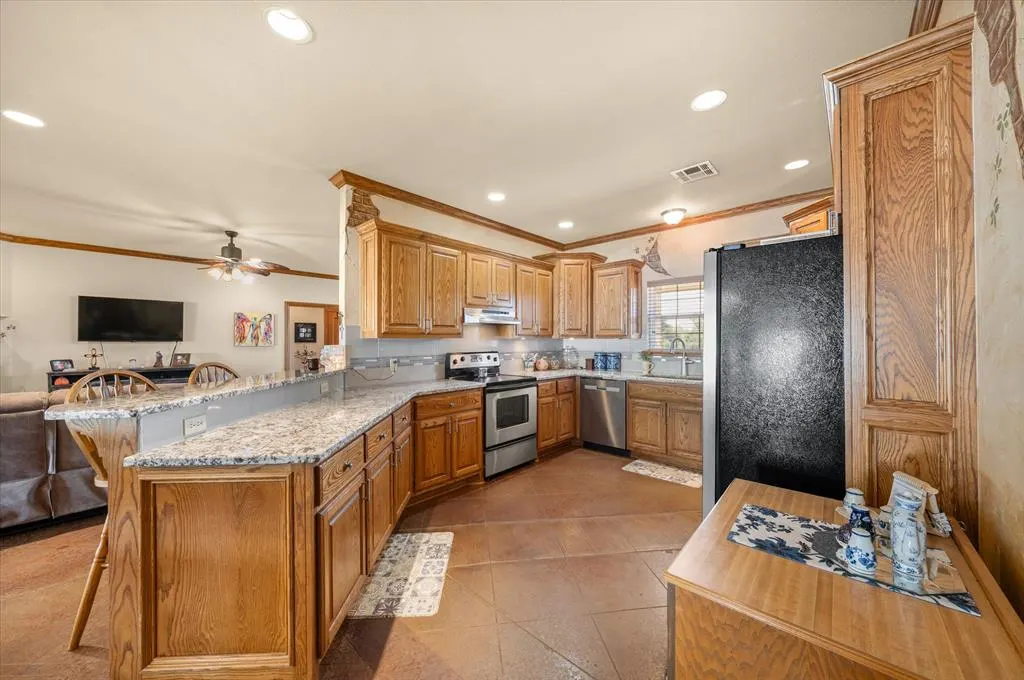 Photo 15 — 350 Huntington, Guthrie, OK 73044