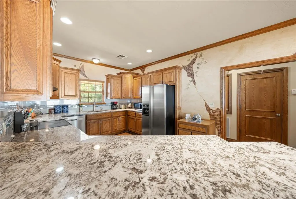 Photo 18 — 350 Huntington, Guthrie, OK 73044