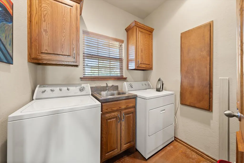 Photo 39 — 350 Huntington, Guthrie, OK 73044