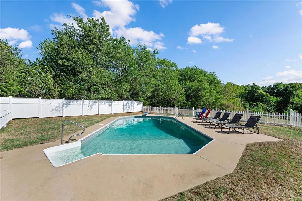 Photo 41 — 350 Huntington, Guthrie, OK 73044