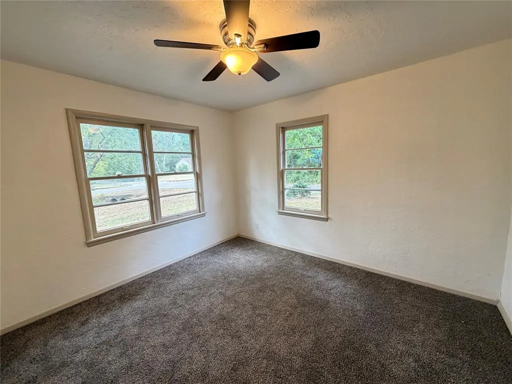 Photo 17 — 305 N Florence Avenue, Shawnee, OK 74801