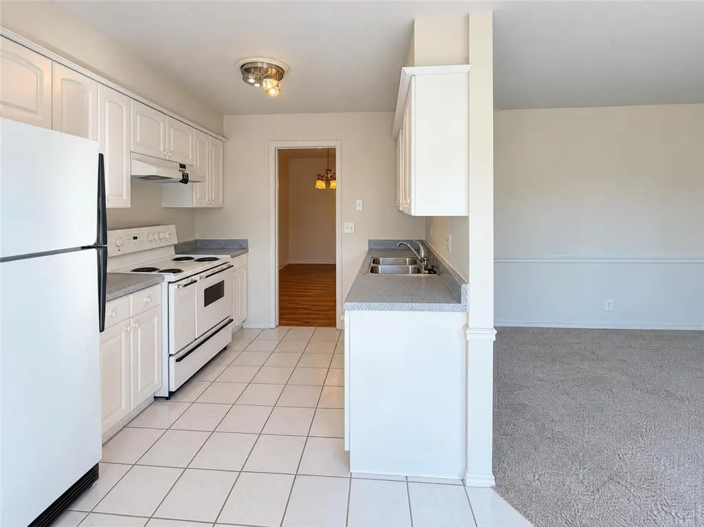 Photo 2 — 2500 NW 109th Street, Oklahoma City, OK 73120