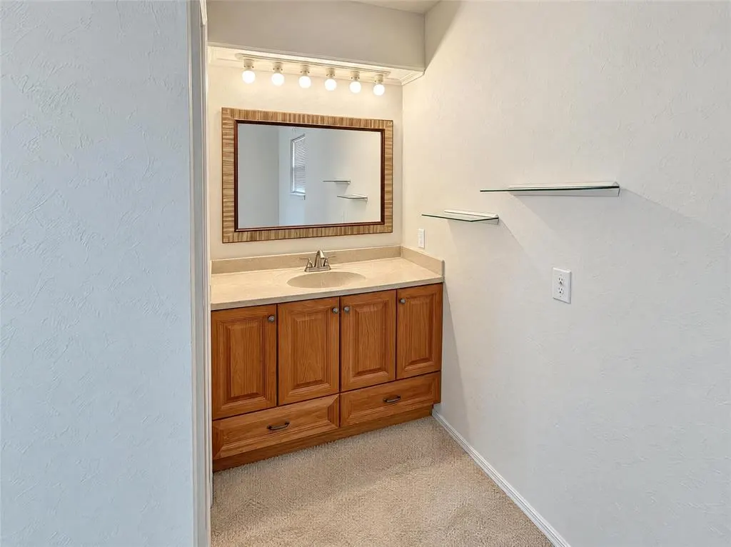 Photo 11 — 2500 NW 109th Street, Oklahoma City, OK 73120