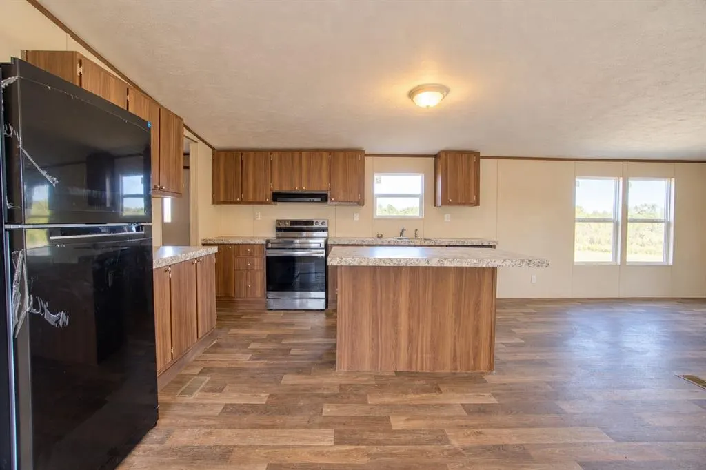 Photo 11 — 215 Cale Lane, Calera, OK 74730