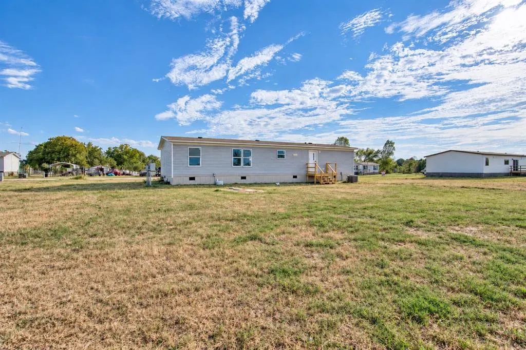 Photo 35 — 215 Cale Lane, Calera, OK 74730