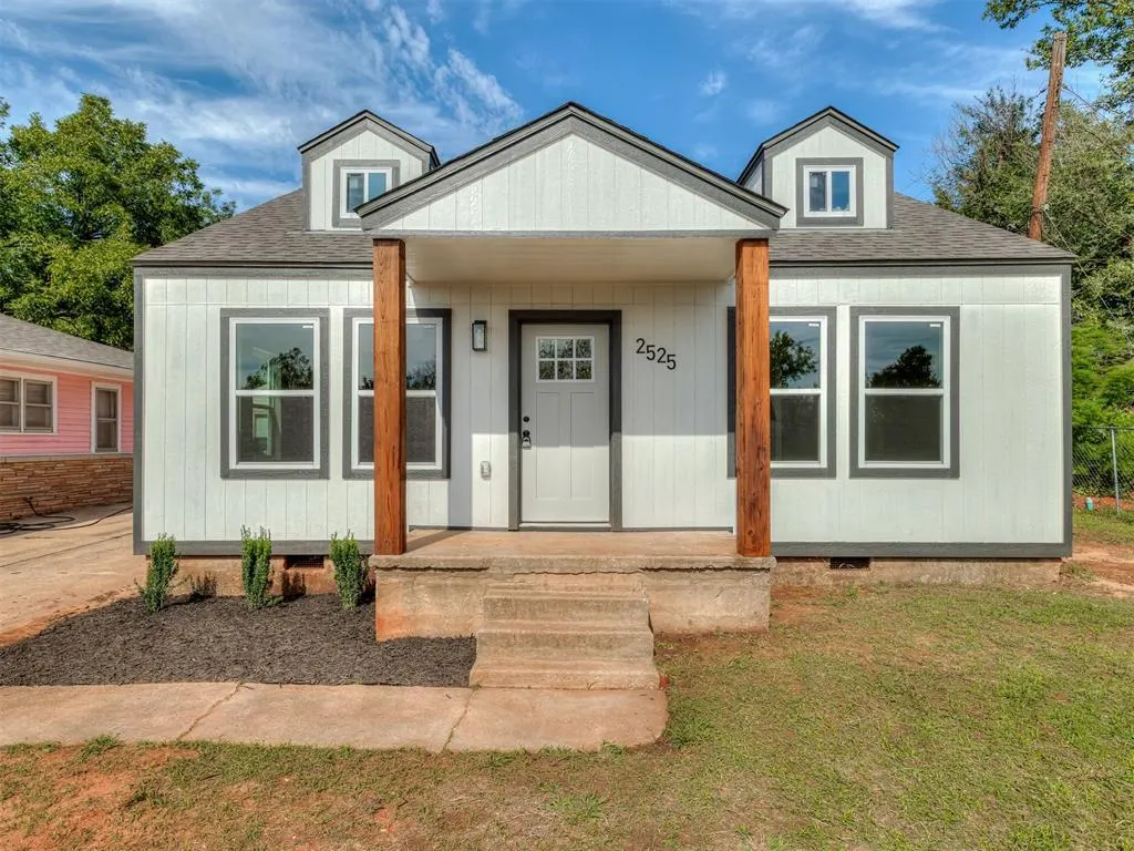 Front exterior — 2525 NE 14th Street, Oklahoma City, OK 73117
