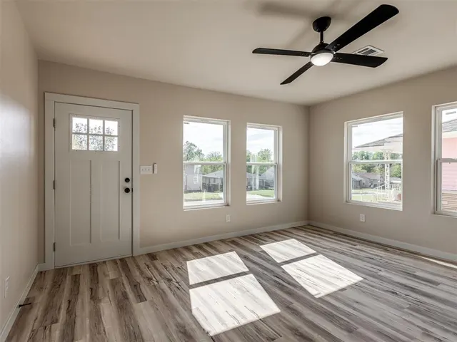 Photo 5 — 2525 NE 14th Street, Oklahoma City, OK 73117
