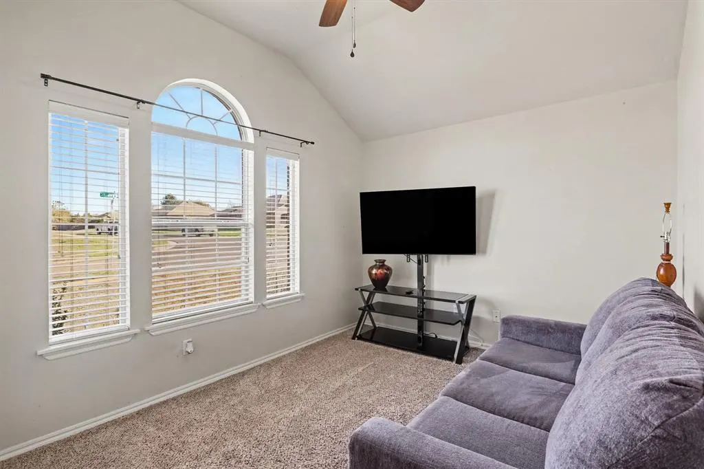 Photo 13 — 720 N Shadowhill Street, Norman, OK 73071