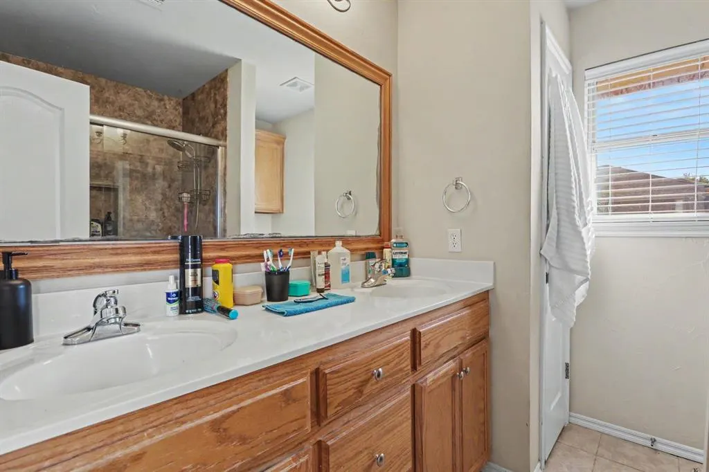 Photo 18 — 720 N Shadowhill Street, Norman, OK 73071