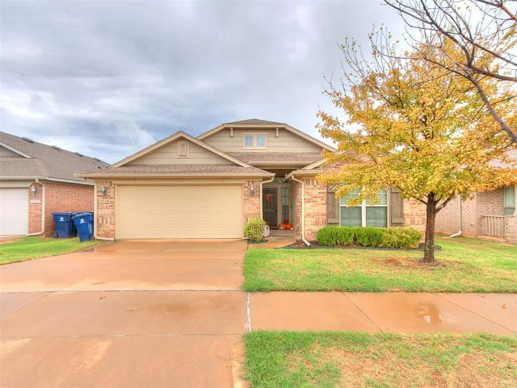 Front exterior — 15524 Boulder Drive, Edmond, OK 73013