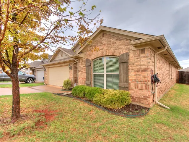 Photo 4 — 15524 Boulder Drive, Edmond, OK 73013