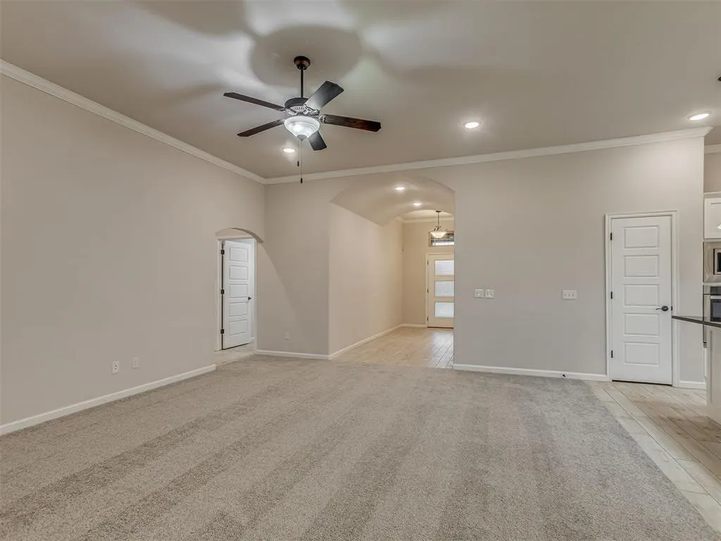 Photo 9 — 3808 Manderly Place, Norman, OK 73026